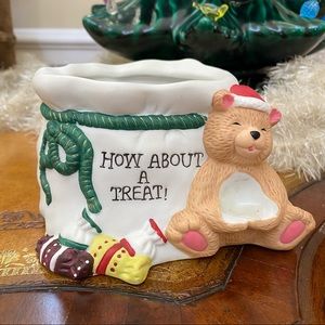 NWOT How About a Treat Holiday Teddy Bear Ceramic Candy Bowl